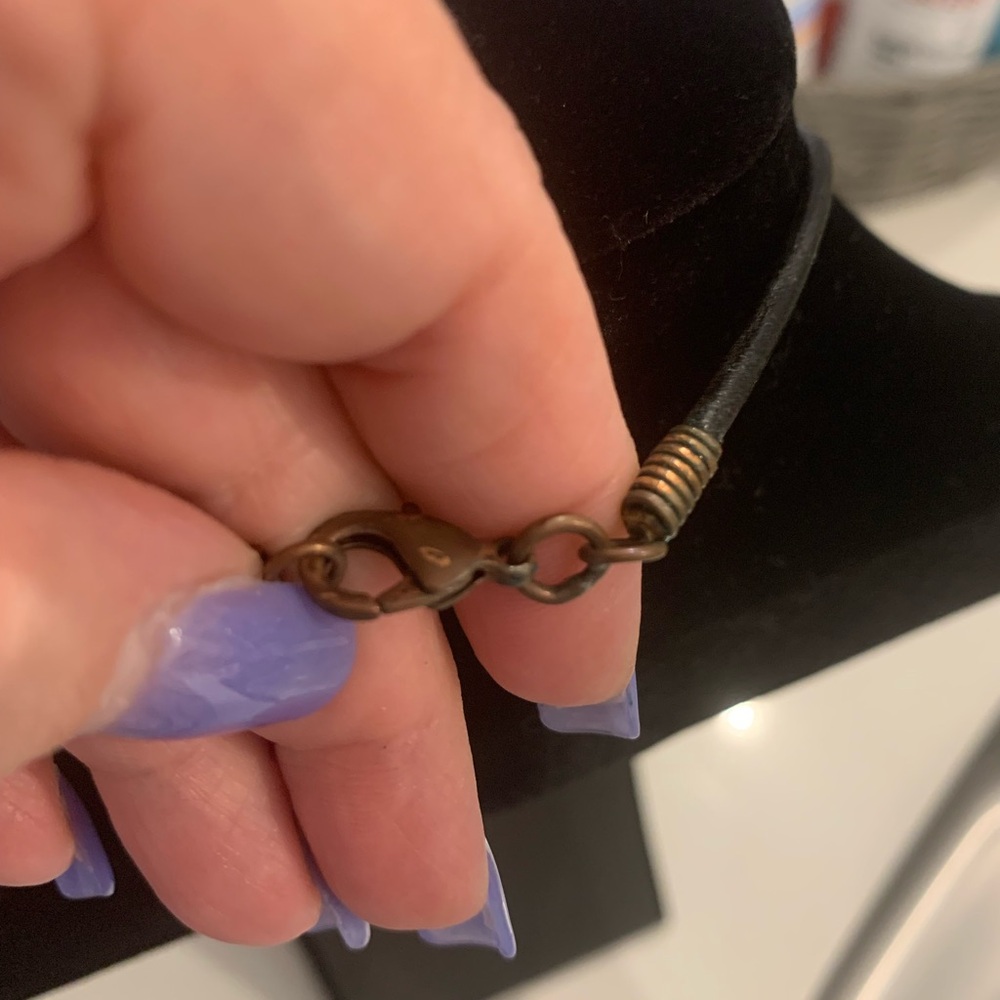 Artisan crafted necklace - Picture 7 of 8